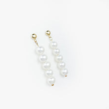 Load image into Gallery viewer, Freshwater Pearl Yellow Gold Earrings