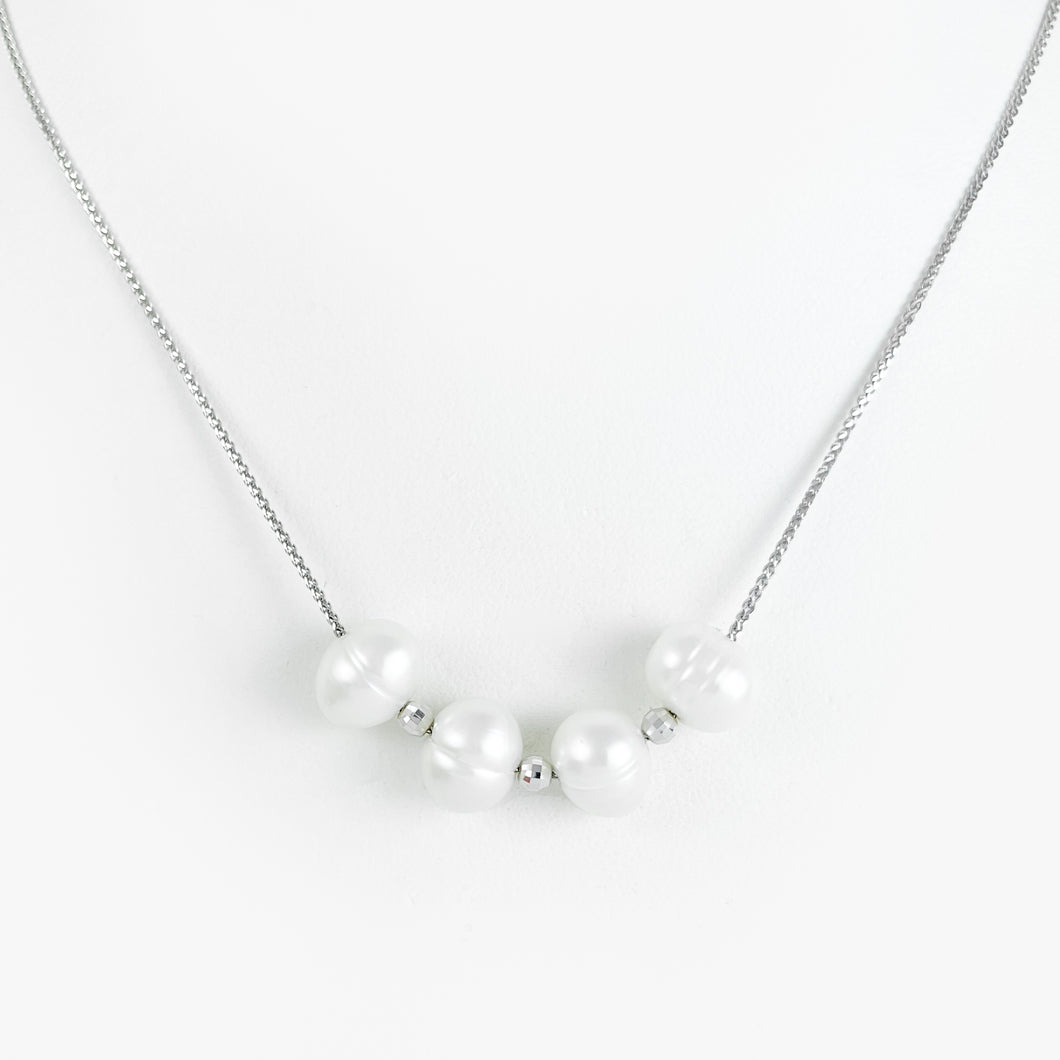 Pearl White Gold Necklace