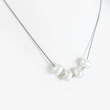 Load image into Gallery viewer, Pearl White Gold Necklace