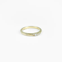 Load image into Gallery viewer, Graduated Diamond Yellow Gold Ring