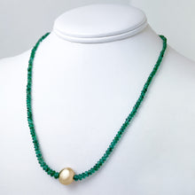 Load image into Gallery viewer, Emerald and Yellow Gold Bead Necklace