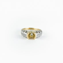 Load image into Gallery viewer, Diamond Two Tone Gold Semi Mount Ring
