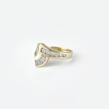 Load image into Gallery viewer, Swirling Diamond Yellow Gold Ring