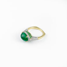 Load image into Gallery viewer, Emerald and Diamond Yellow Gold Ring