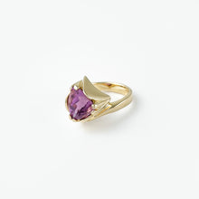 Load image into Gallery viewer, Violet Tourmaline Yellow Gold Ring
