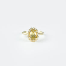 Load image into Gallery viewer, Oval Yellow Beryl Yellow Gold Ring