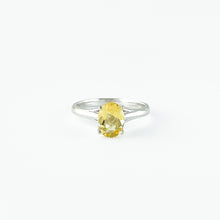Load image into Gallery viewer, Oval Yellow Garnet White Gold Ring