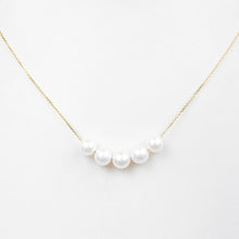 Load image into Gallery viewer, Pearl Yellow Gold Necklace