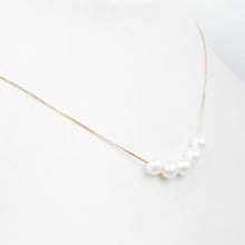 Load image into Gallery viewer, Pearl Yellow Gold Necklace