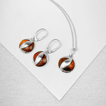 Load image into Gallery viewer, Amber Round Silver Pendant