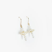 Load image into Gallery viewer, Freshwater Coin Pearl Yellow Gold Earrings
