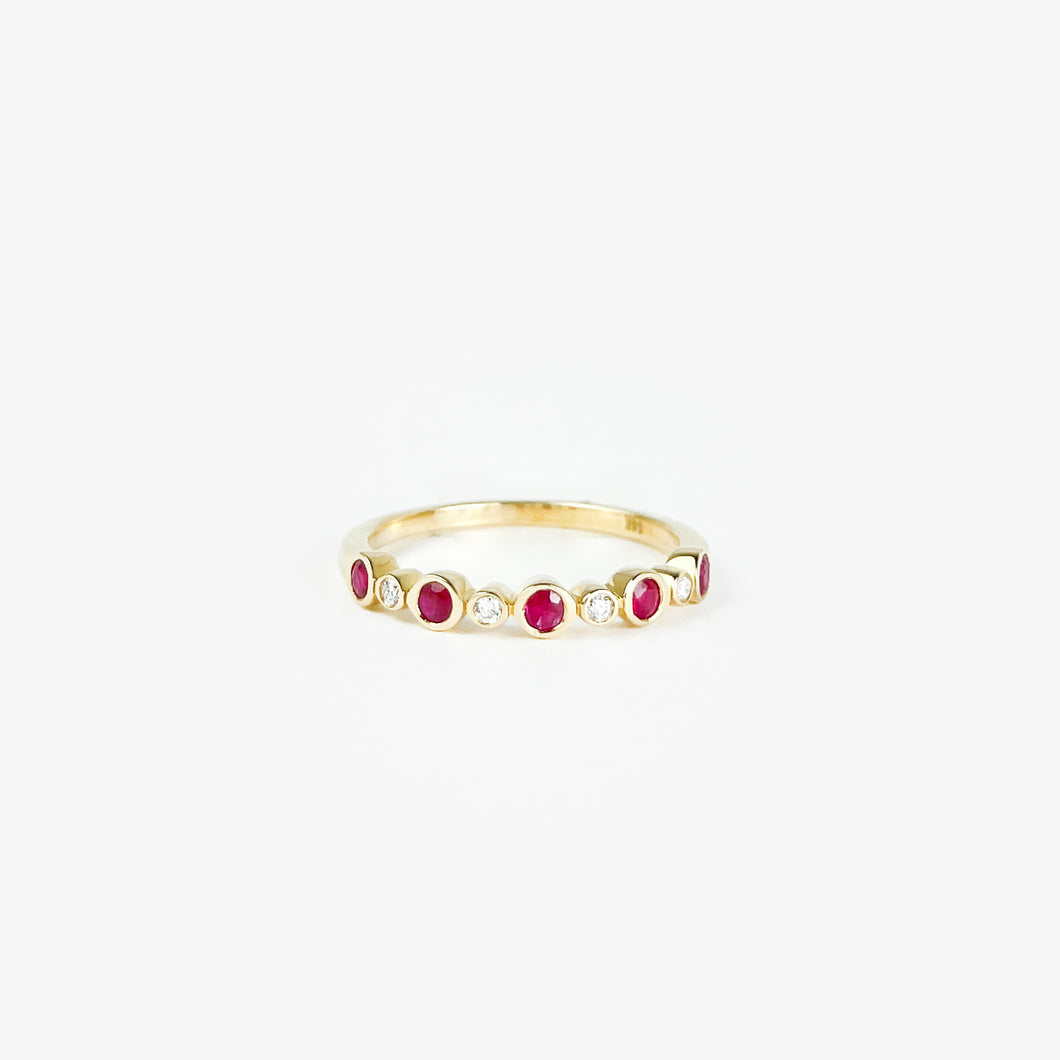 Alternating Rubies and Diamonds Yellow Gold Ring