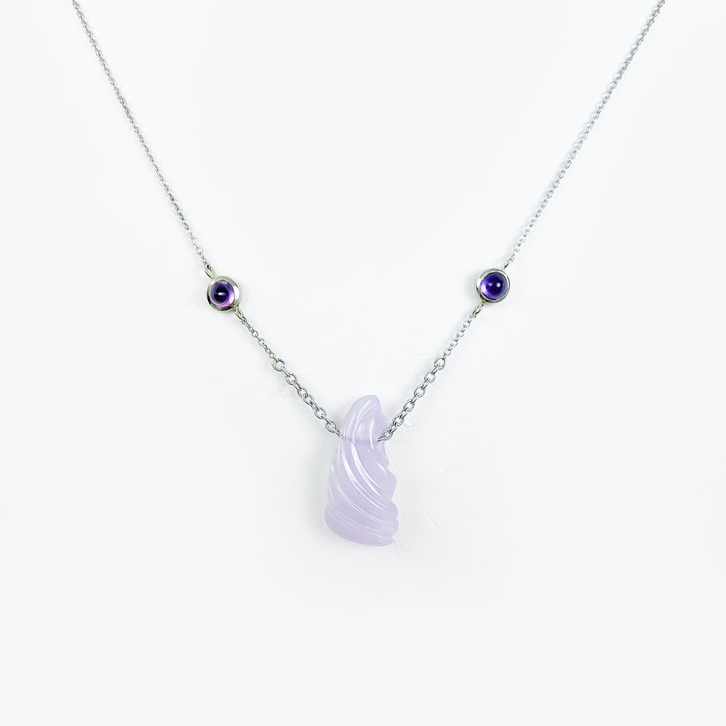 Carved Holly Agate and Sapphire White Gold Necklace