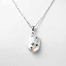 Load image into Gallery viewer, Pearl and Emerald Pendant

