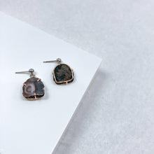 Load image into Gallery viewer, Copper Agate Medium Drop Earrings - Marlor Jewelry Originals - White Gold Stud+ Rose Gold Setting
