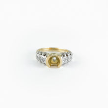 Load image into Gallery viewer, Diamond Two Tone Gold Semi Mount Ring
