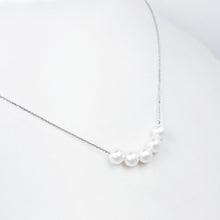 Load image into Gallery viewer, Pearl White Gold Necklace
