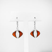 Load image into Gallery viewer, Amber Elliptical Silver Earrings
